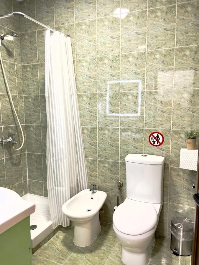 Maris Apartment Тирана Екстериор снимка