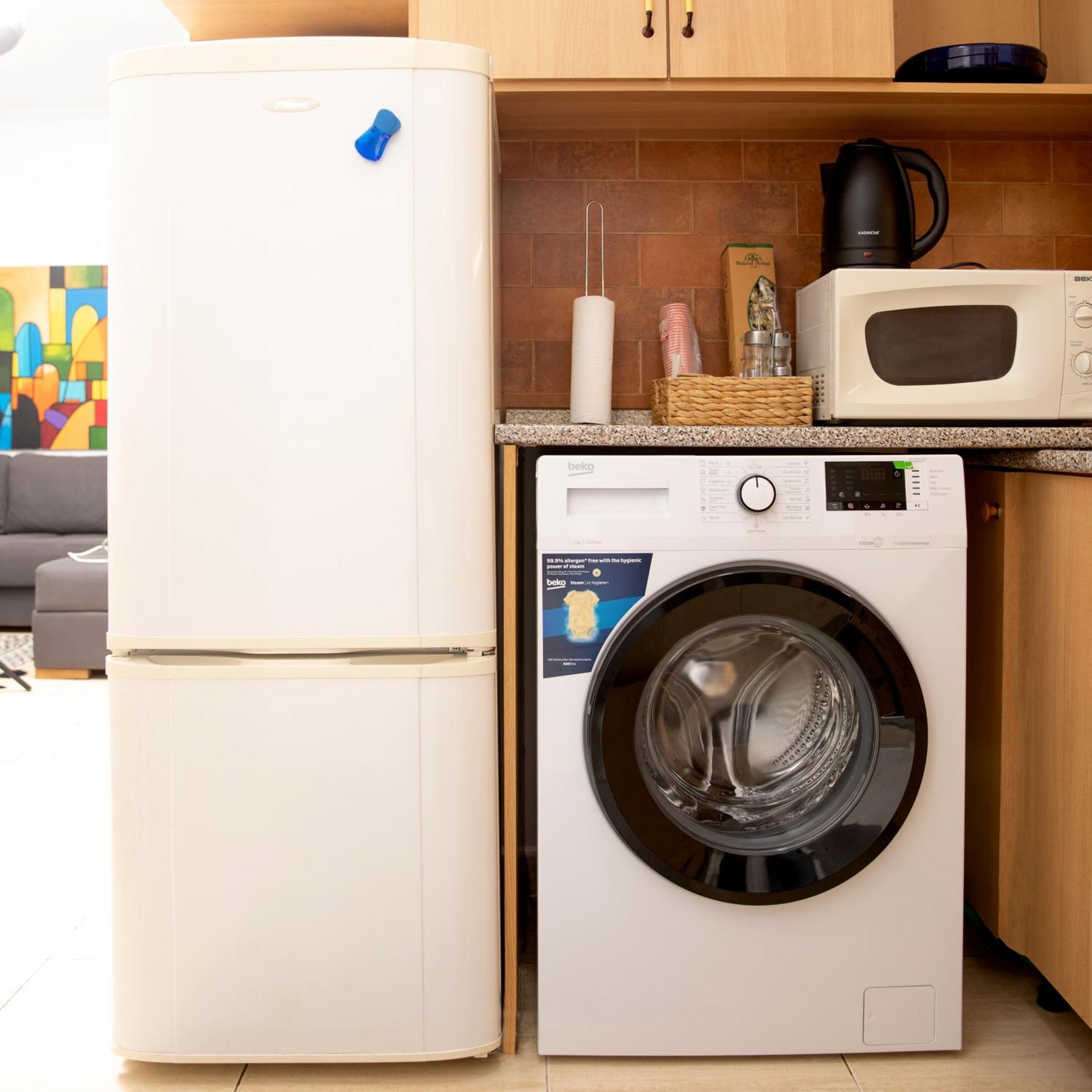 Maris Apartment Тирана Екстериор снимка