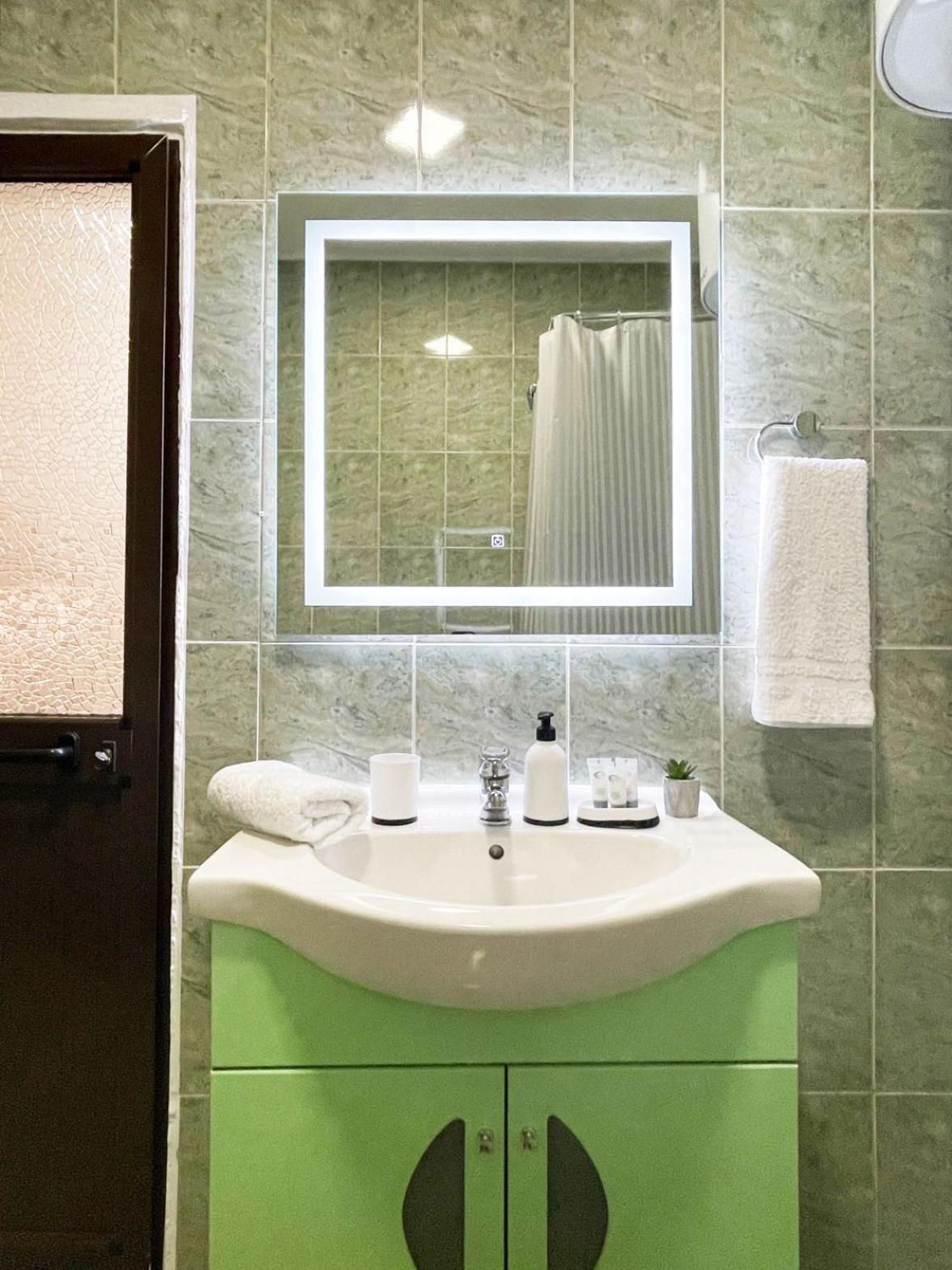 Maris Apartment Тирана Екстериор снимка