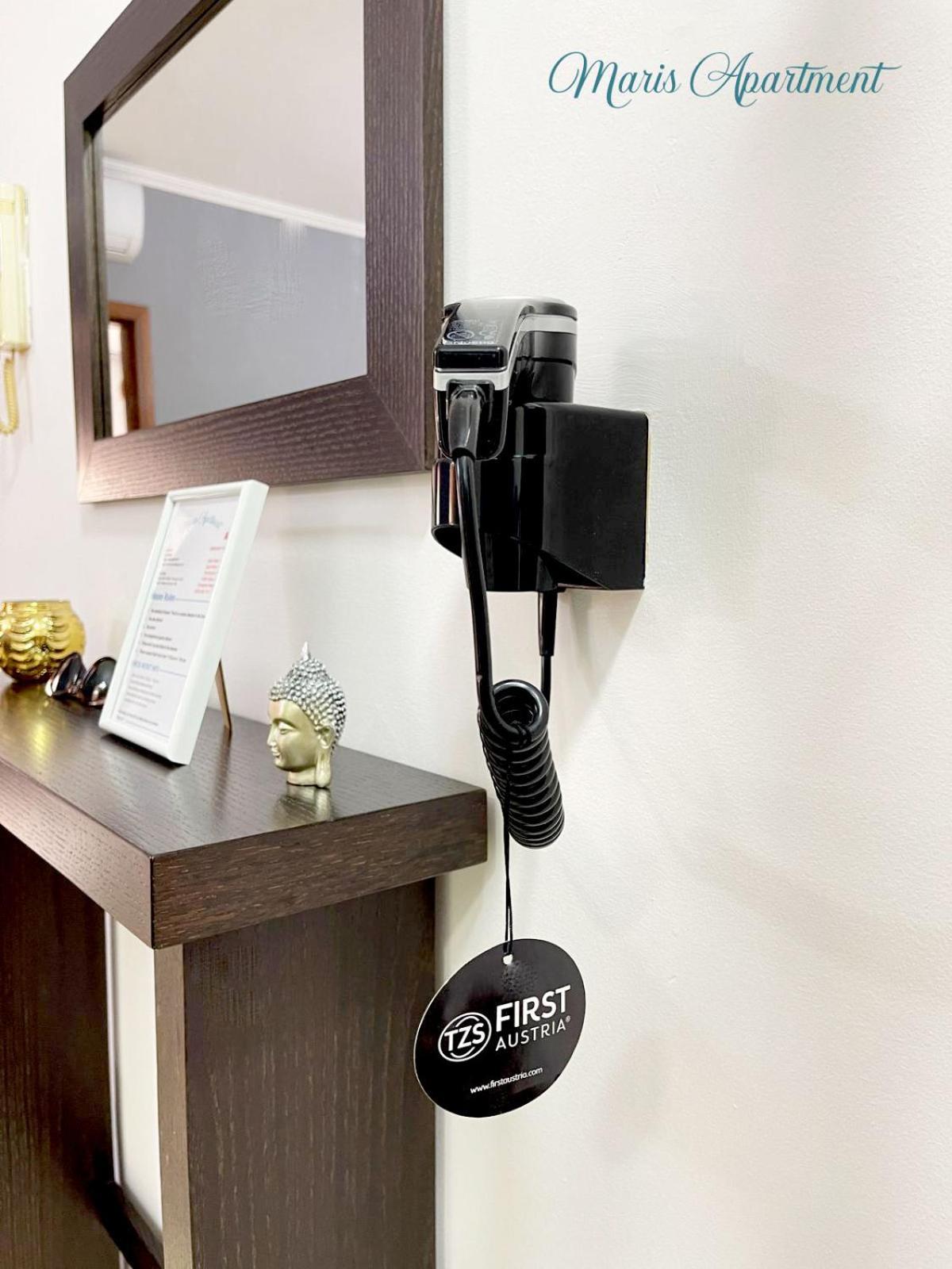 Maris Apartment Тирана Екстериор снимка